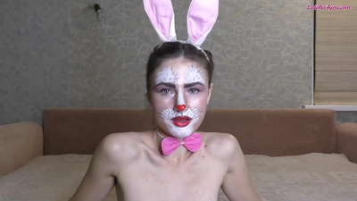 Sexy Bunny Bil-mod Sucks Huge Dick BFF