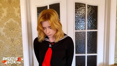 Stepdad Ikkastigat bl-Aħrax Schoolgirl għal Skola Ħażina - Spanked u Mouthfucked