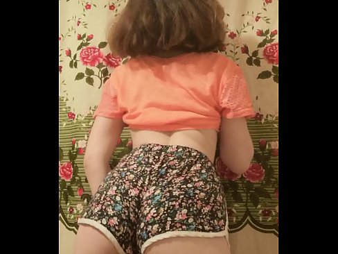 ❤️ Babe żagħżugħa sexy tqaxxir ix-xorts tagħha fuq il-kamera ❌ Vidjo porn lilna mt.com-porn-mz.ru ❌️